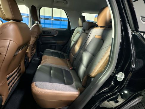 Used 2021 Ford Bronco Sport Outer Banks w/ Outer Banks Package (96D) image 34