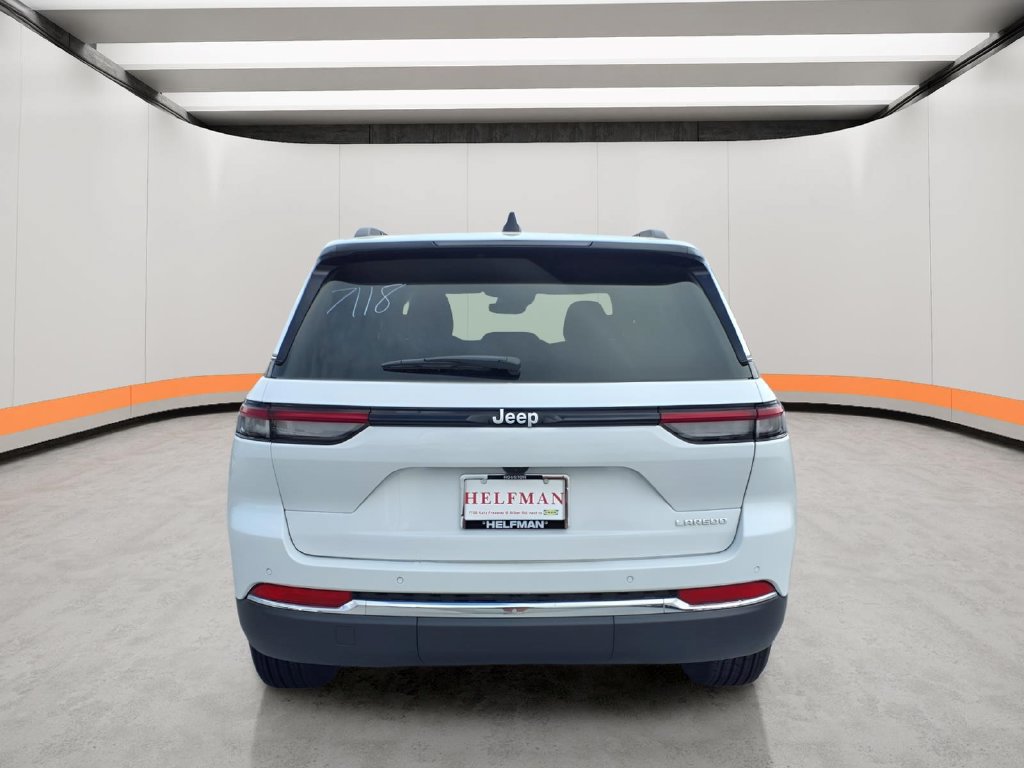 New 2026 Jeep Grand Cherokee Laredo X RWD image 6