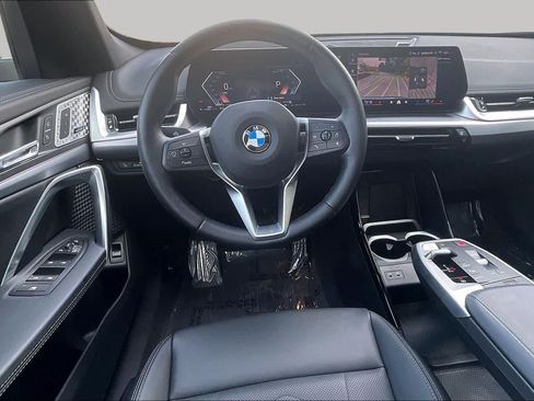 Used 2025 BMW X1 xDrive28i w/ Technology Package AWD/4WD image 5