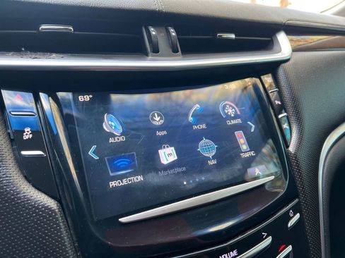 Used 2017 Cadillac XTS Luxury image 30