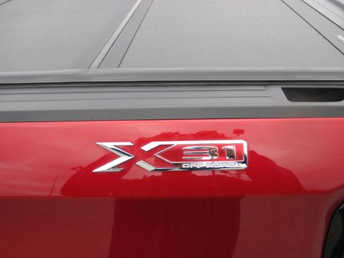 Used 2023 GMC Sierra 1500 SLT w/ SLT Premium Package image 7