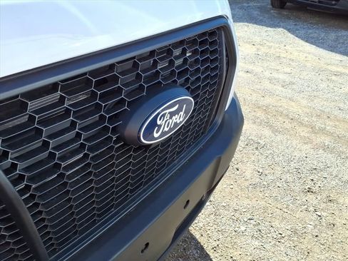 New 2026 Ford Transit 250 148 Medium Roof RWD image 2