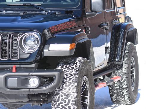 Used 2024 Jeep Wrangler Unlimited Rubicon image 8