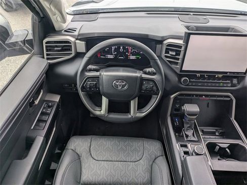 Used 2024 Toyota Tundra Limited image 17