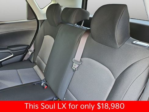 Used 2025 Kia Soul LX FWD image 42