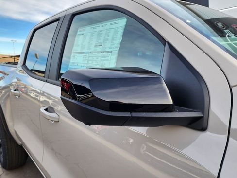 New 2026 GMC Canyon Elevation w/ Convenience Package image 11