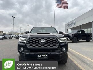 Used 2021 Toyota Tacoma TRD Sport w/ TRD Premium Sport Package AWD/4WD video 2