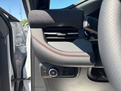 New 2026 Ford Explorer ST-Line image 18