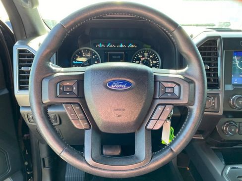 Used 2019 Ford F150 XLT w/ Equipment Group 302A Luxury AWD/4WD image 9