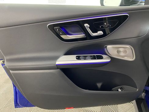 Used 2026 Mercedes-Benz GLC 300 4MATIC image 11