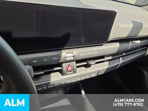 Used 2025 Kia K4 FWD image 18
