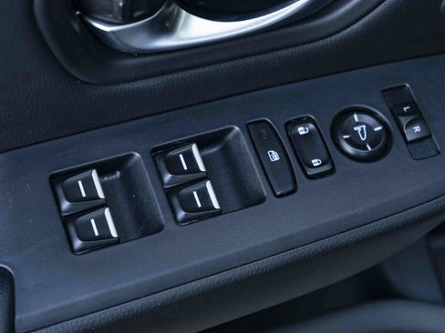 Used 2023 Honda Pilot Touring image 37