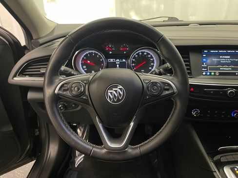 Used 2019 Buick Regal Preferred w/ Driver Confidence Package I image 12