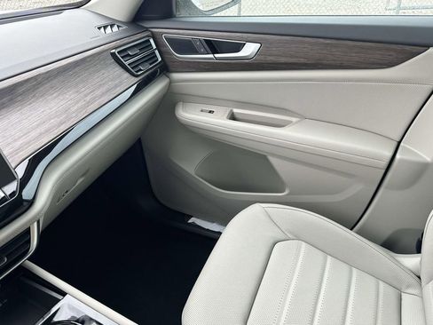 New 2026 Volkswagen Atlas SEL AWD/4WD image 25