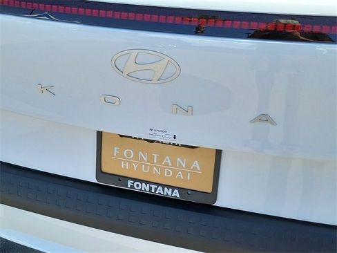 New 2025 Hyundai Kona SEL image 18