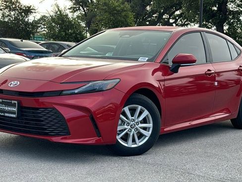 New 2026 Toyota Camry LE FWD image 34