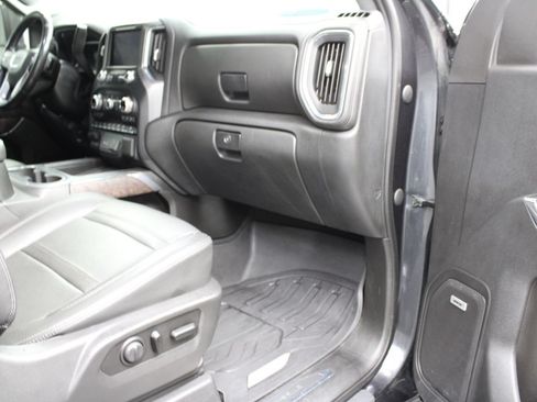 Used 2020 GMC Sierra 2500 Denali w/ Denali Ultimate Package AWD/4WD image 39