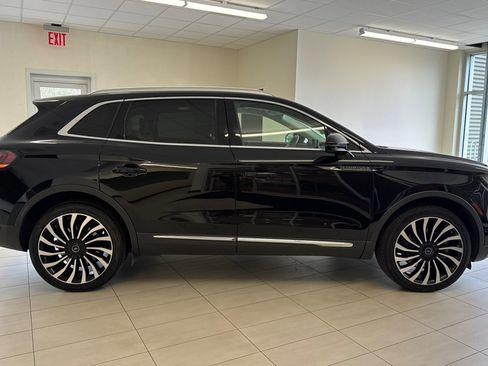 Certified 2022 Lincoln Nautilus Black Label w/ Class II Trailer Tow Package image 3