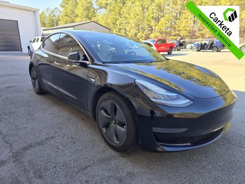 Used 2020 Tesla Model 3 Standard Range Plus image 1