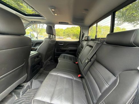 Used 2019 GMC Sierra 2500 Denali w/ Duramax Plus Package AWD/4WD image 14