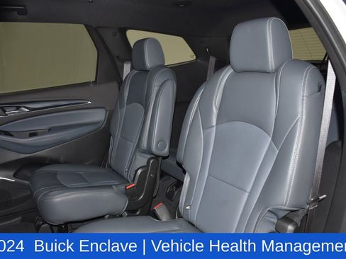 Used 2024 Buick Enclave Premium image 27