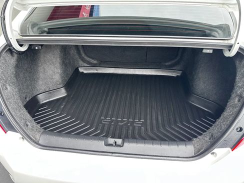 Used 2016 Honda Civic Touring image 29
