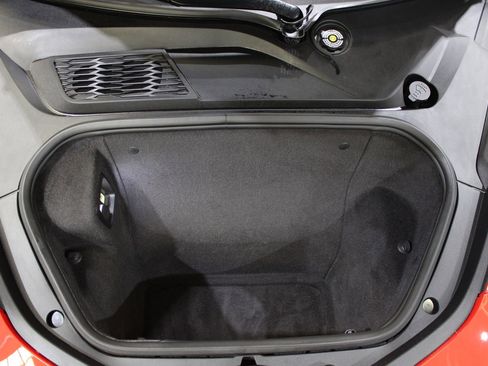 Used 2021 Chevrolet Corvette Stingray Coupe w/ 1LT RWD image 32