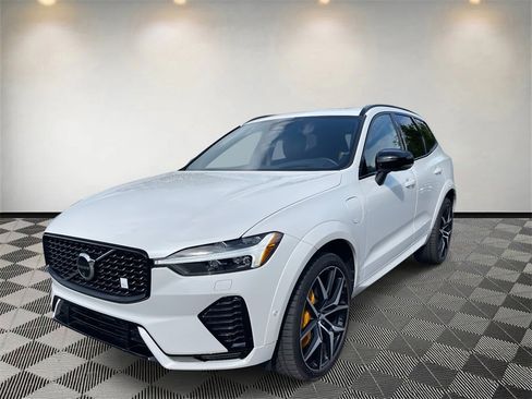 Used 2024 Volvo XC60 T8 Polestar w/ Protection Package Premier image 6
