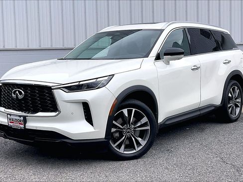 Used 2023 INFINITI QX60 Luxe w/ Cargo Package AWD/4WD image 2
