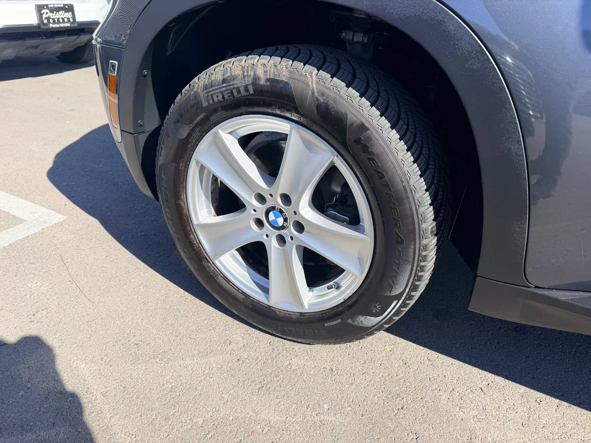 Used 2011 BMW X5 xDrive35d AWD/4WD image 9