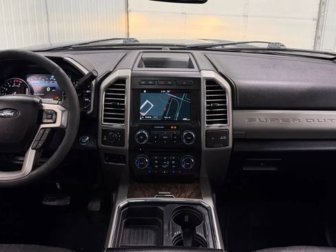 Used 2017 Ford F350 Lariat w/ Lariat Ultimate Package image 13
