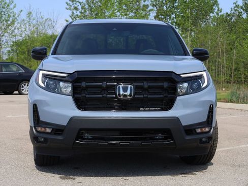 New 2026 Honda Ridgeline Black Edition image 2