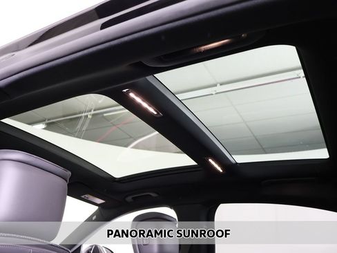 Used 2021 Mercedes-Benz S 580 4MATIC Sedan w/ AMG Line image 4