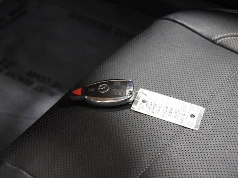 Used 2013 Mercedes-Benz E 550 Cabriolet image 63