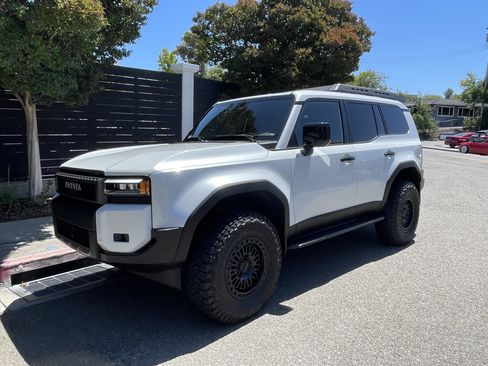 Used 2026 Toyota Land Cruiser w/ Premium Package AWD/4WD image 10
