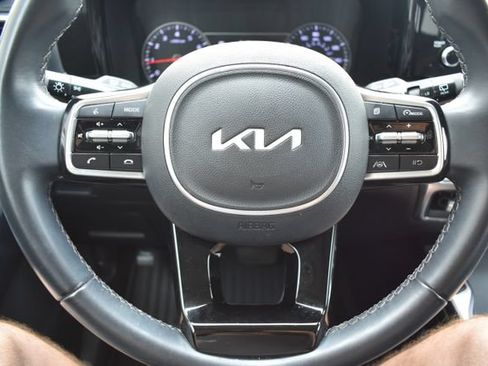 Used 2023 Kia Sorento S w/ Panoramic Sunroof Package AWD/4WD image 22