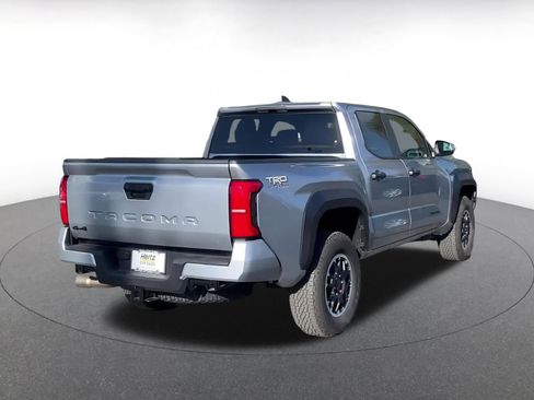 Used 2025 Toyota Tacoma TRD Off-Road image 12