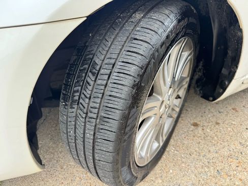 Used 2010 Toyota Avalon XL image 21