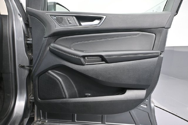 Used 2024 Ford Edge Titanium AWD/4WD image 35
