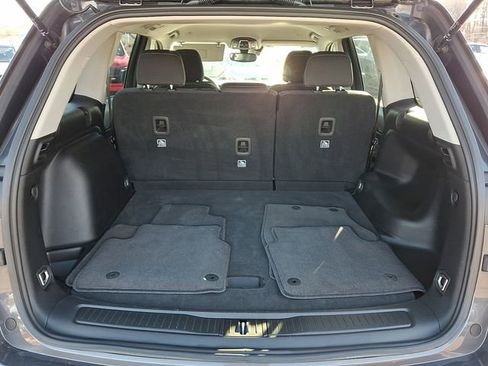 Used 2023 Jeep Grand Cherokee Laredo image 30