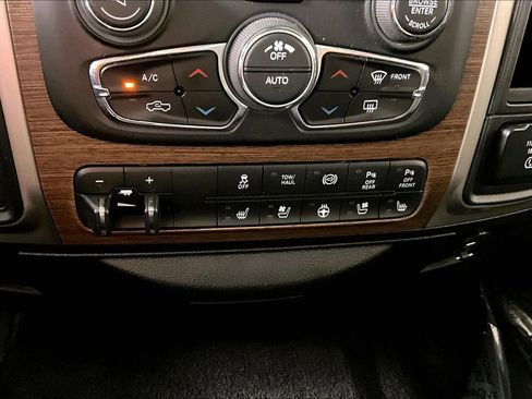 Used 2017 RAM 2500 Laramie w/ Sport Appearance Group image 32