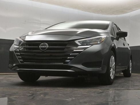 New 2025 Nissan Versa S w/ Trunk Package FWD image 11