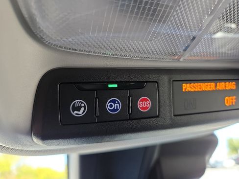 Used 2024 Chevrolet TrailBlazer LT w/ Driver Confidence Package image 21