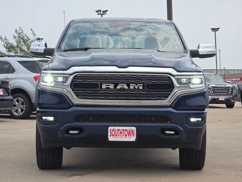 Used 2022 RAM 1500 Limited AWD/4WD image 2
