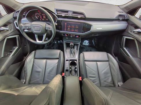 Used 2021 Audi Q3 2.0T Premium w/ Convenience Package AWD/4WD image 19