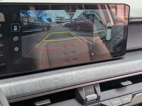 Used 2026 Kia EV9 Wind image 25