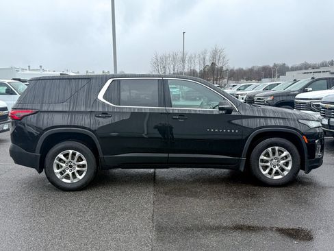 Used 2023 Chevrolet Traverse LS w/ Safety Package image 8