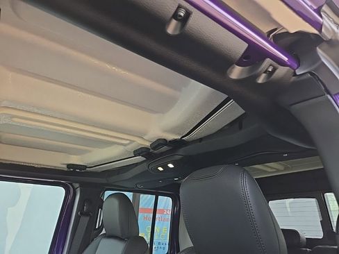 New 2026 Jeep Gladiator Sahara image 40