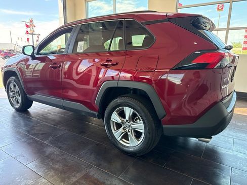 Used 2025 Toyota RAV4 LE AWD/4WD image 6