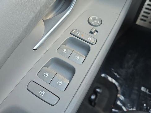 New 2026 Hyundai Elantra Sport FWD image 16